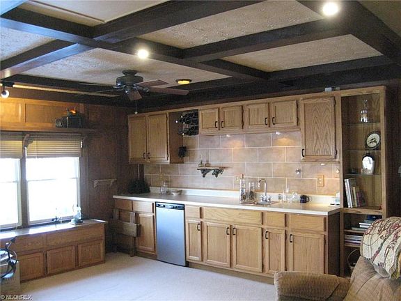 5th image of 990 Oakbrooke Dr