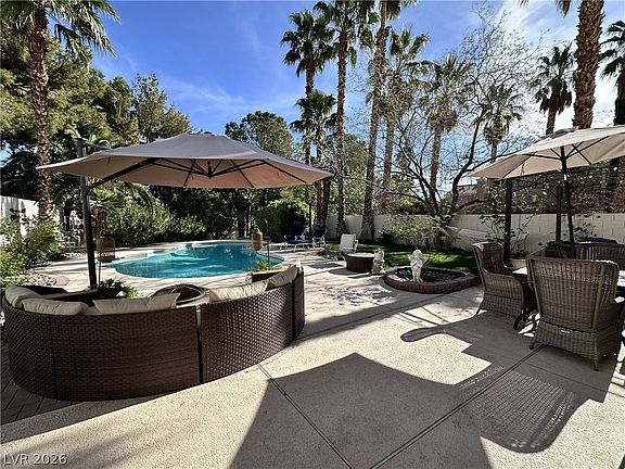 4th image of 9724 Trail Rider Dr