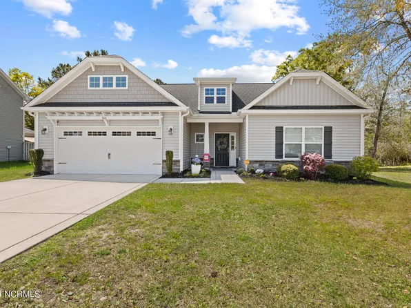 306 Red Cedar Drive, Sneads Ferry, NC 28460