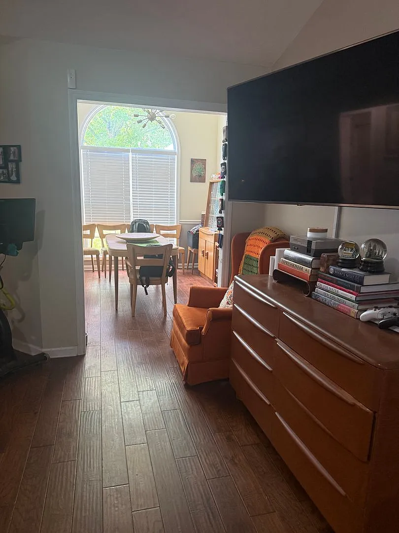 3 Bed, 2 Bath in Ogletree Village! — Photo 4