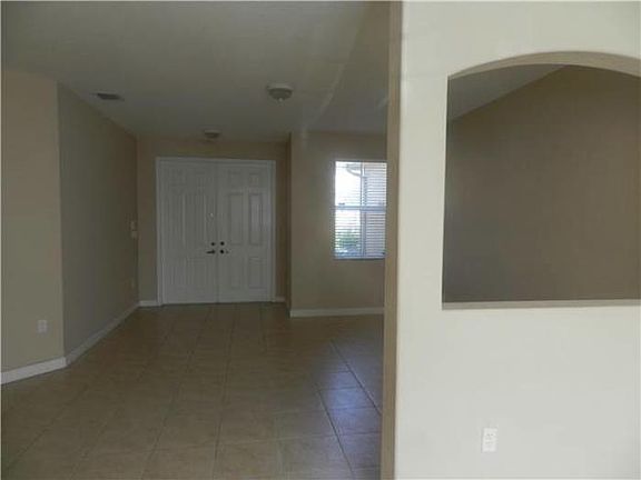 2nd image of 8403 NW 113 Passage
