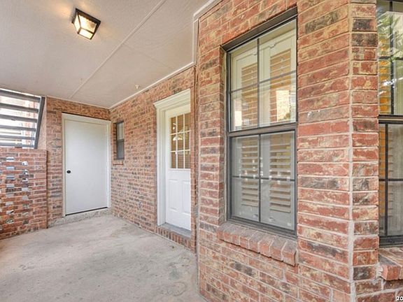 5th image of 5359 FREDERICKSBURG RD #302
