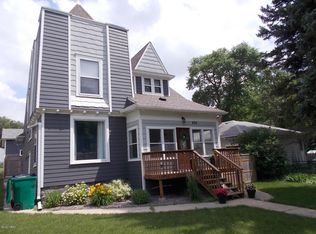 604 N Maple St, Watertown, SD 57201