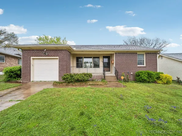 128 Fleetwood Pl, Bartlesville, OK 74006