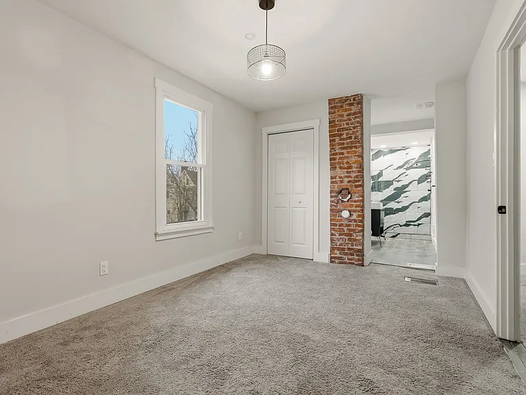 7040 Kedron St — Photo 13