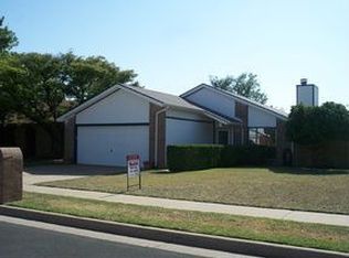 8812 Elkridge Ave, Lubbock, TX 79423