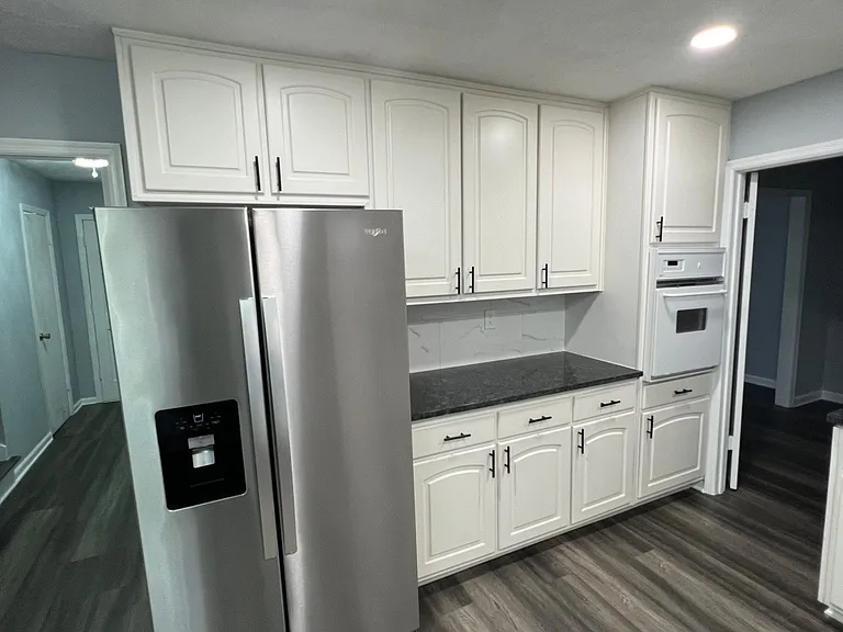 6959 Lockridge Dr — Photo 7