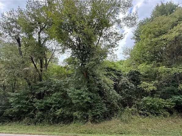 Riverside Ave NW, Massillon, OH 44647