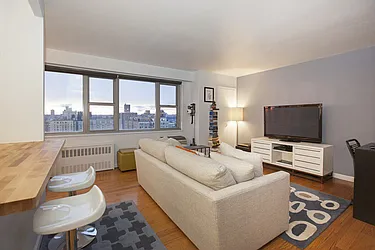 Rented by Nest Seekers International