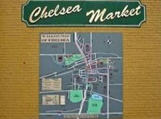 150 Island Lake Rd, Chelsea, MI 48118