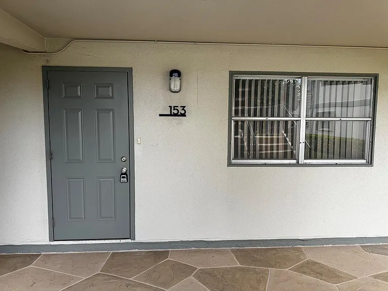 153 Monaco Way #D — Photo 2