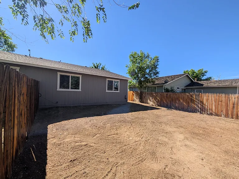 752 Wagon Dr #A — Photo 2