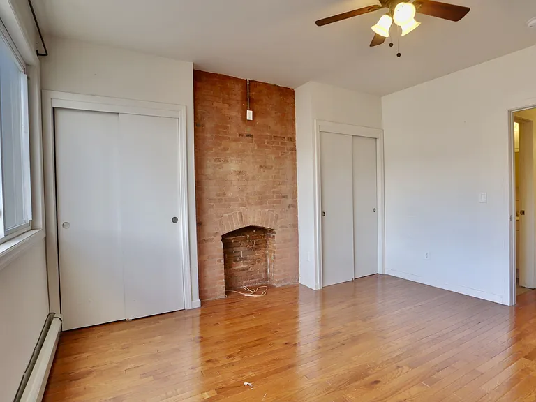 79 Beacon Ave #3 — Photo 8