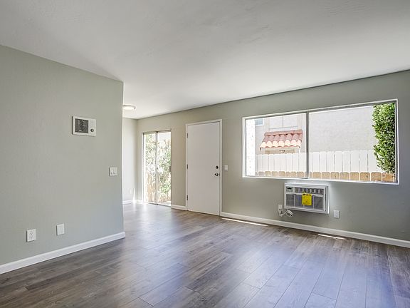 5th image of 8132 Winter Gardens Blvd Unit 2