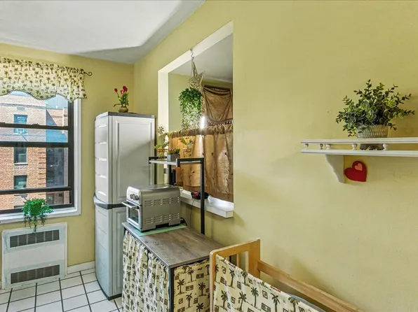 88-10 34th Avenue image 10 of 16