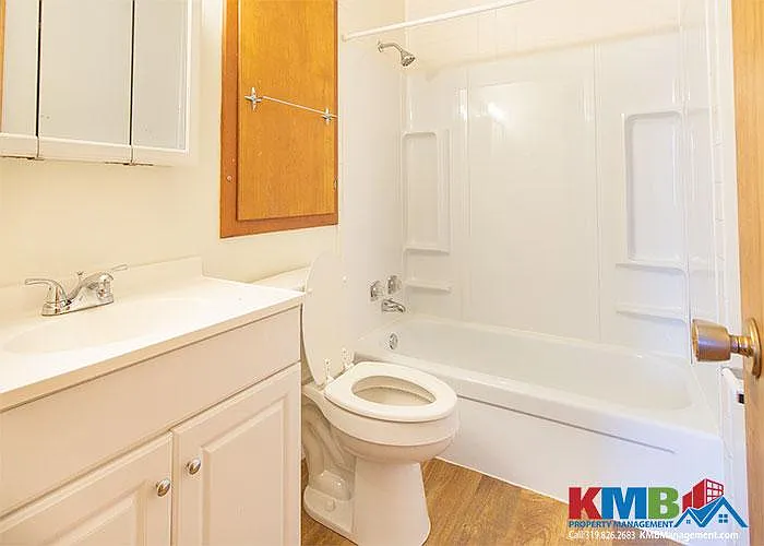 Twixt Town Apartments - 1020 Twixt Town Road — Photo 6