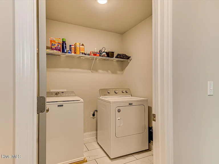 5055 Huntley Trl — Photo 38