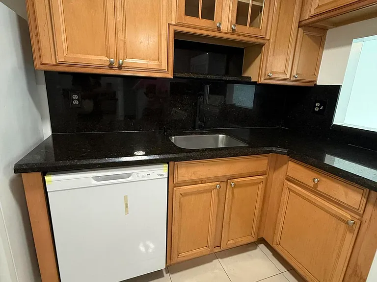 4324 NW 9th Ave #5-3C — Photo 17
