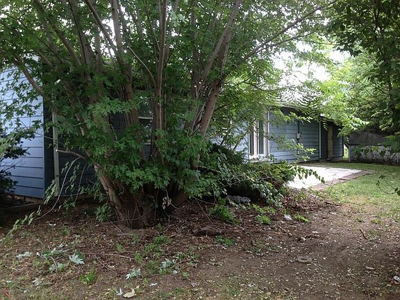 2nd image of 221 Kenmore Dr
