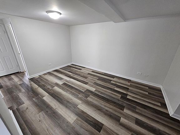 4th image of 1415 Abbott Dr Unit 5