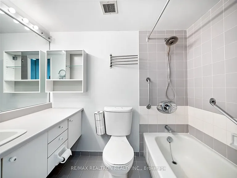 100 Upper Madison Ave #1709 — Photo 17