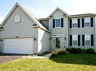 1593 Baytree Dr, Romeoville, IL 60446