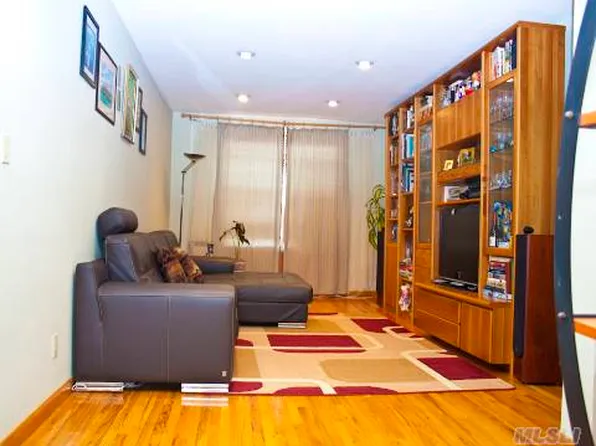 112-20 72nd Dr image 1 of 16