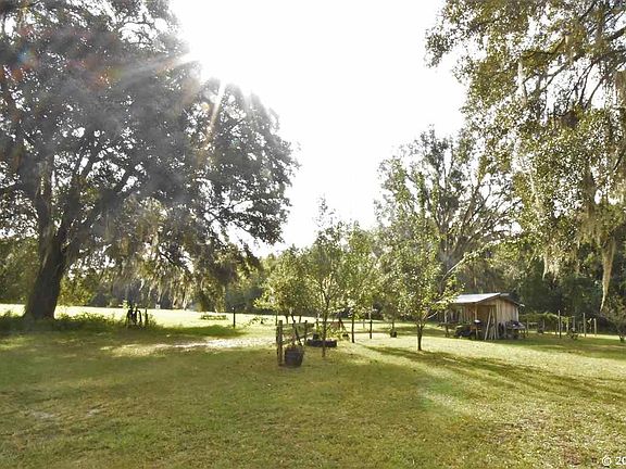 3rd image of 1144 SE Us Hwy 301