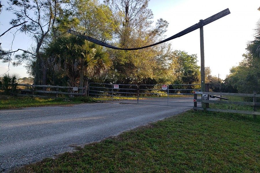1st image of 7074 Westwood Dr