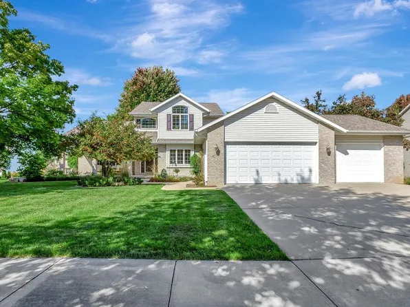 310 E Apple Creek Rd, Appleton, WI 54913