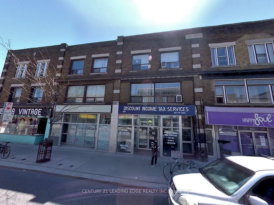 959 Bloor St W #1