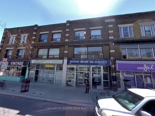 959 Bloor St W #2A, Toronto, ON M6H 1L7