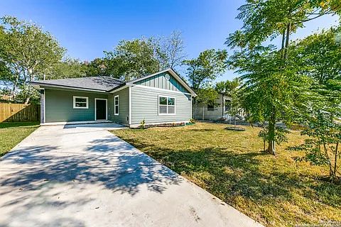 1st image of 631 Corliss