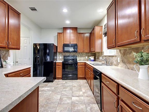 3rd image of 351 Gina Dr