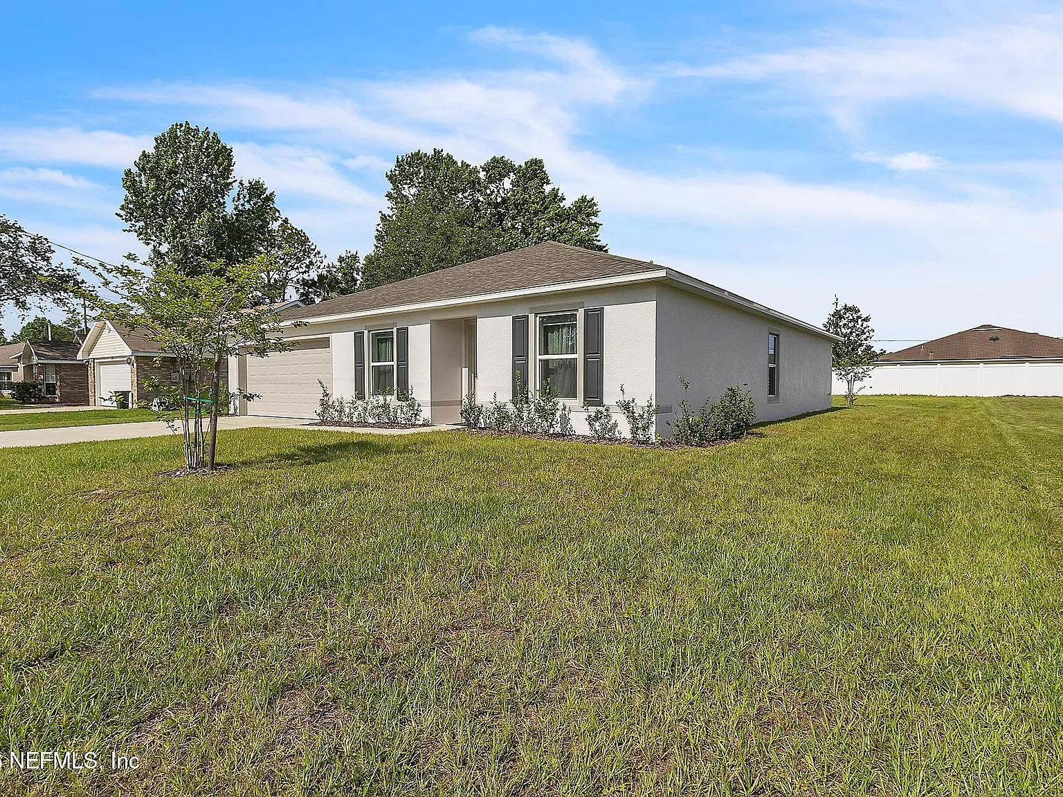 4 bed, 2.0 bath, 1808 sqft, $2,100 — Photo 4