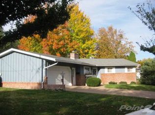 1332 Crescent Dr, Wausau, WI 54401