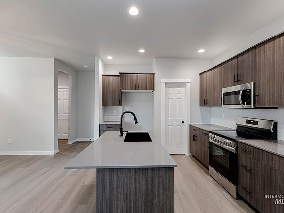 5th image of 2955 E Mossy Creek Dr