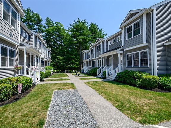 3rd image of 32 Great Cedar Dr #32