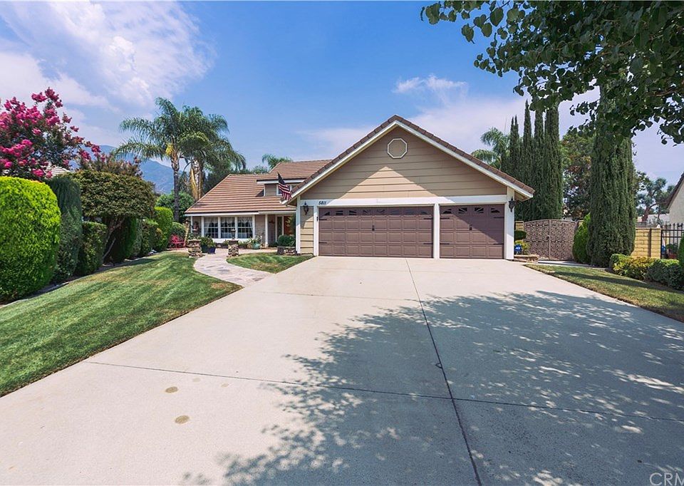 1st image of 5811 Burgundy Ave