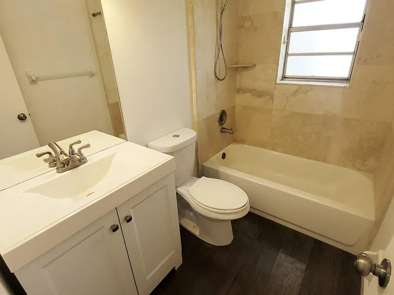 135 Village Cir — Photo 8