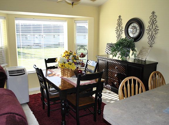 4th image of 1004 S Ashland Dr