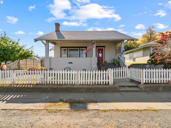 220 W Center St, Heppner, OR 97836