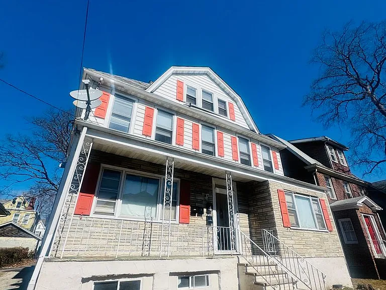 65-67 Kenmore Ave — Photo 19
