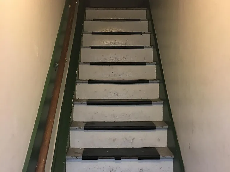 320 W Stephen St #A — Photo 11