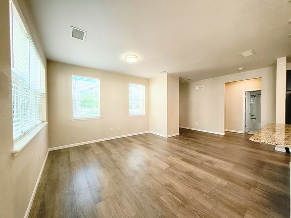 4th image of 4644 Copeland Loop Unit 202