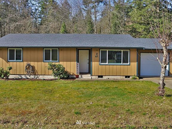 2nd image of 41 E Larch Pl