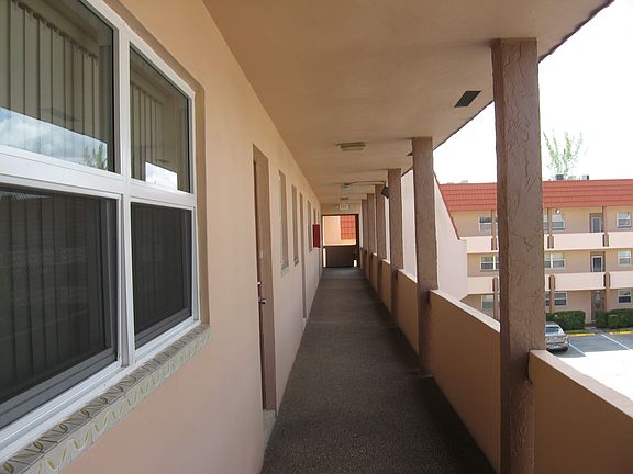 3rd image of 8020 N Sunrise Lakes Dr APT 312
