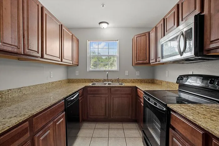 477 Tegarden Rd #D — Photo 21