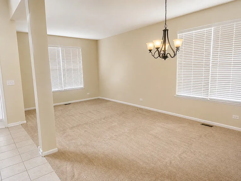 388 Toccoa Ln — Photo 2