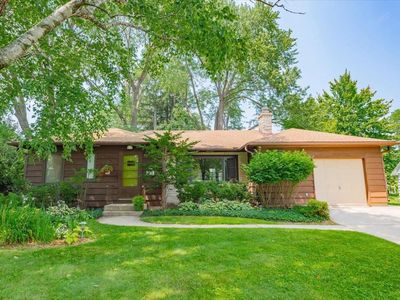 19 Hiawatha Circle, Madison, WI, 53711